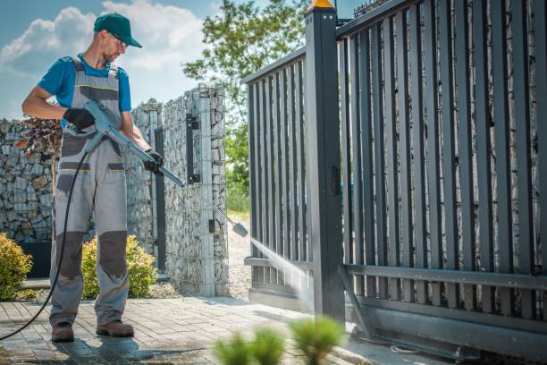 Best Pool Deck Cleaning  in Bishop, TX